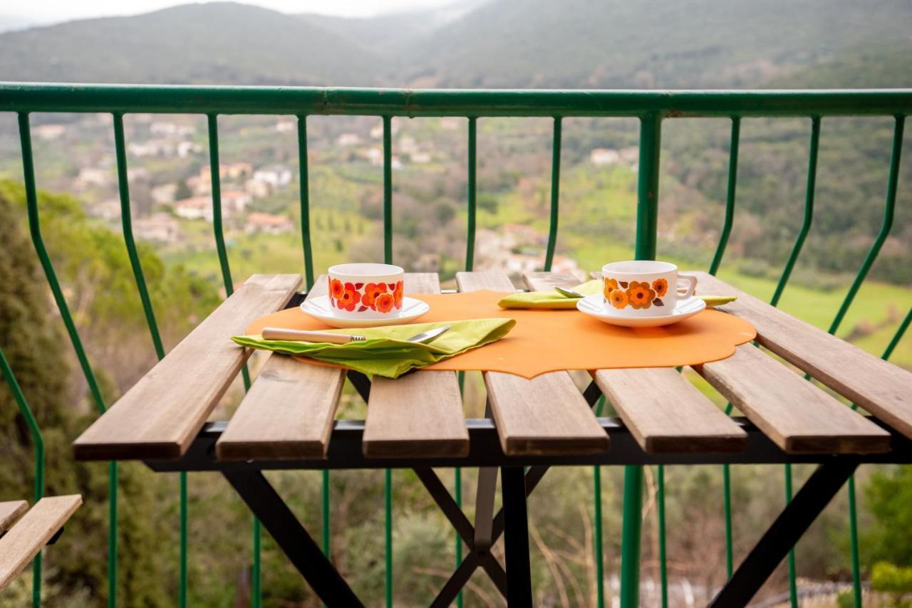 Relax Nell' Antico Borgo Villa Casperia Exterior foto