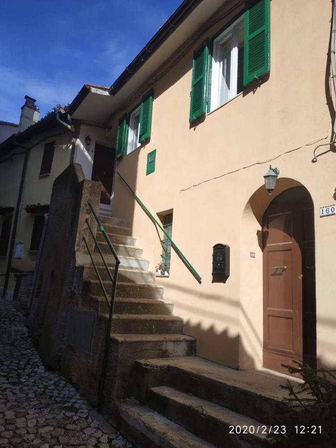 Relax Nell' Antico Borgo Villa Casperia Exterior foto