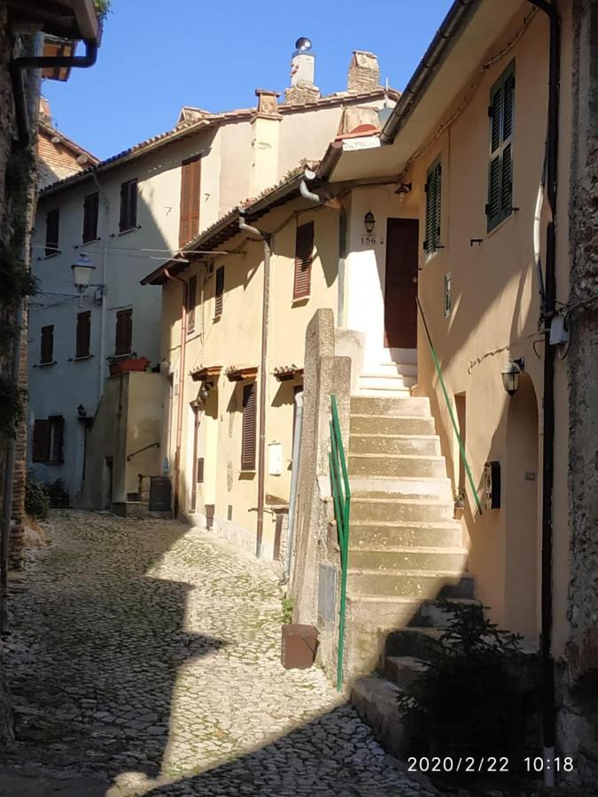 Relax Nell' Antico Borgo Villa Casperia Exterior foto